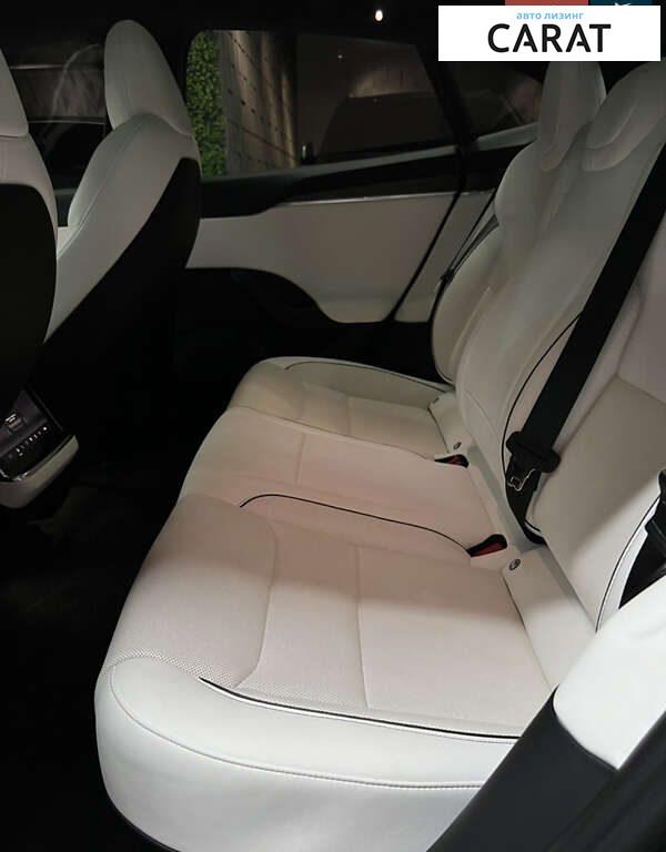 Tesla Model S 2022