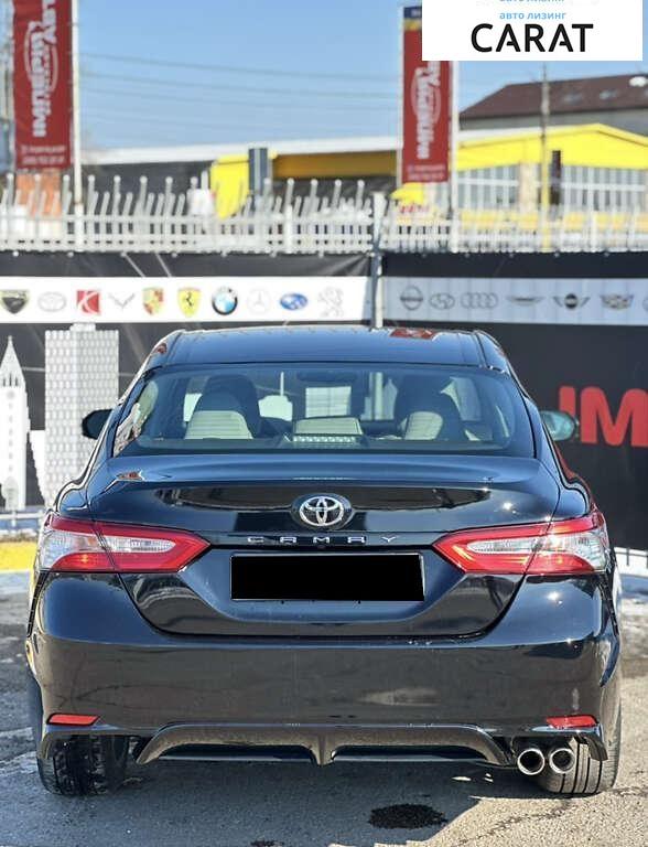 Toyota Camry 2018