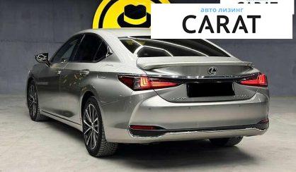 Lexus ES 2022