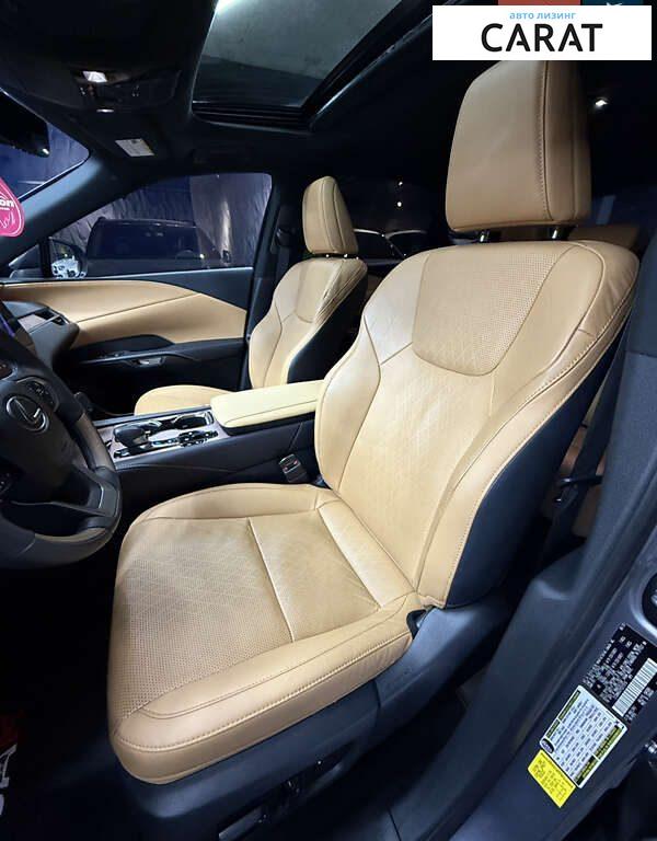 Lexus RX 2023