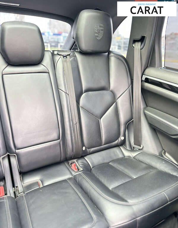 Porsche Cayenne 2016