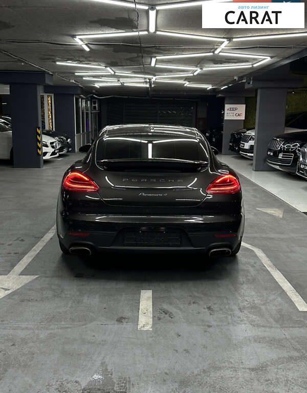 Porsche Panamera 2013