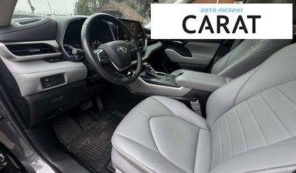 Toyota Highlander 2021
