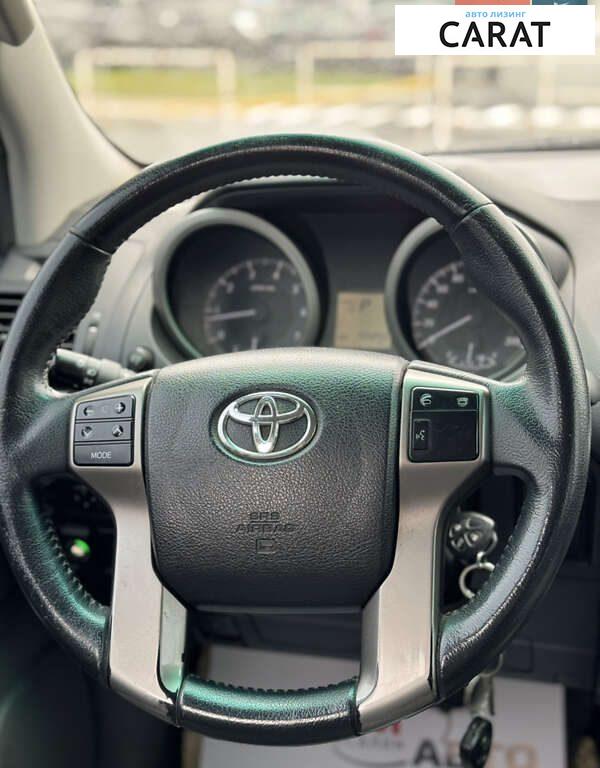 Toyota Land Cruiser Prado 2010