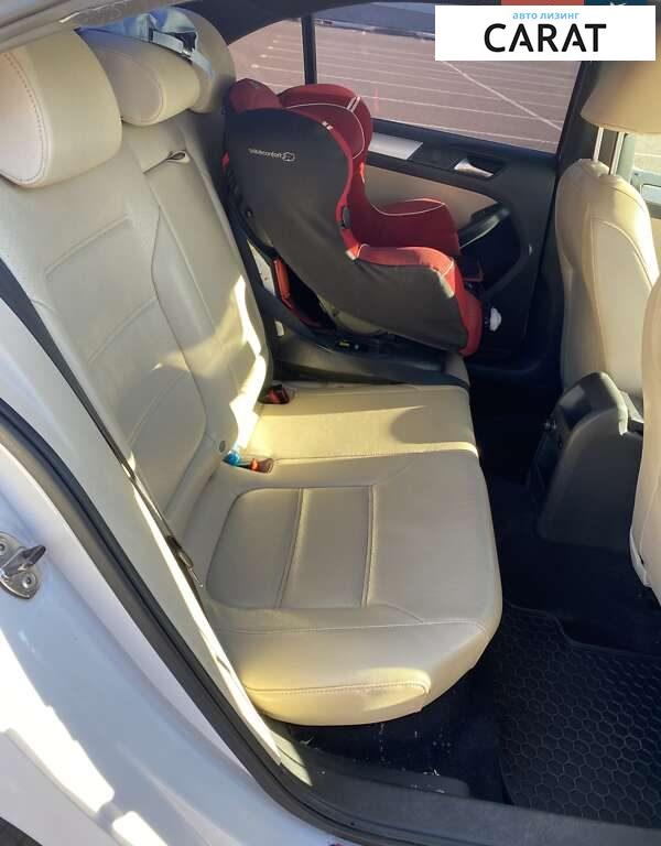 Volkswagen Jetta 2013