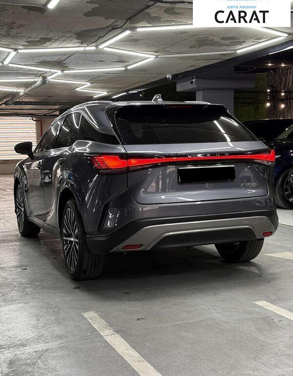 Lexus RX 2023