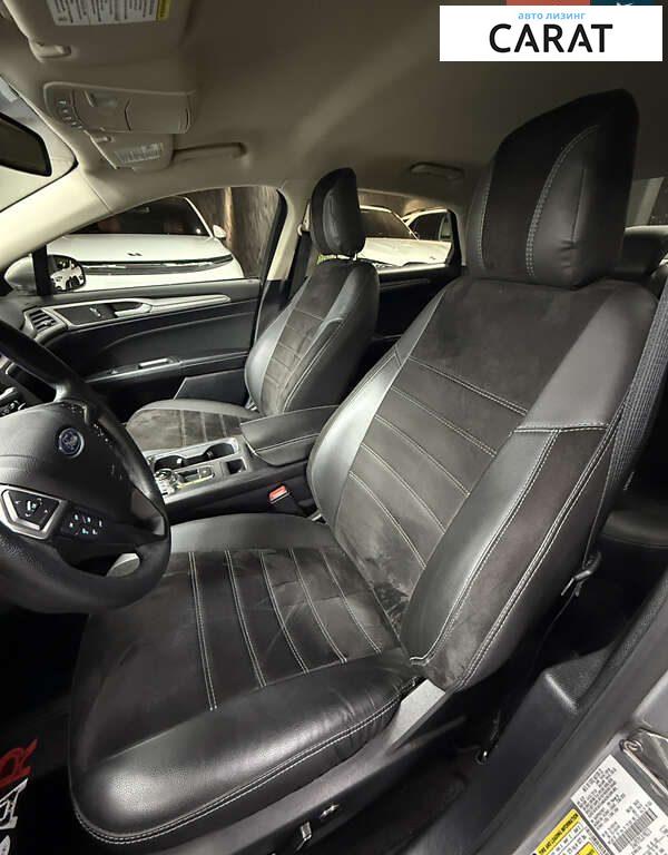 Ford Fusion 2020