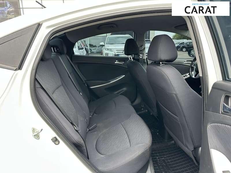 Hyundai Accent 2013 Hyundai Accent 2013