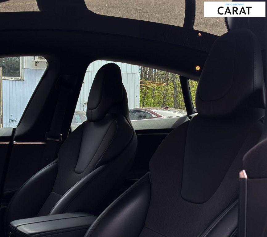 Tesla Model S 2018