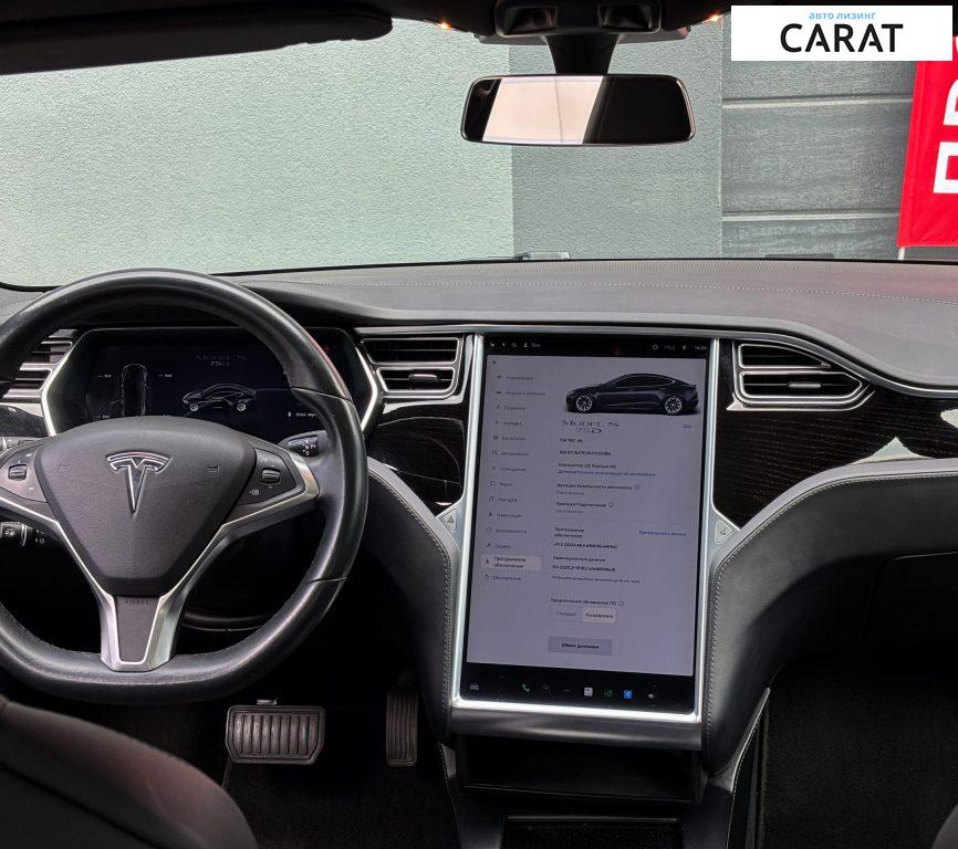 Tesla Model S 2018
