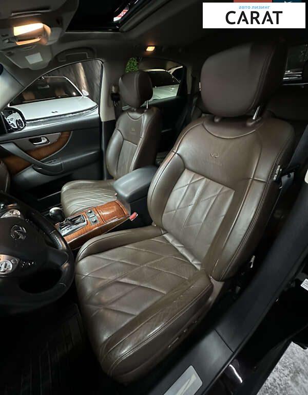 Infiniti FX 30 2012