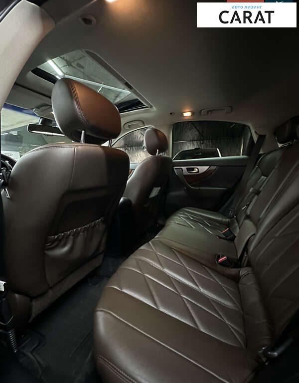 Infiniti FX 30 2012