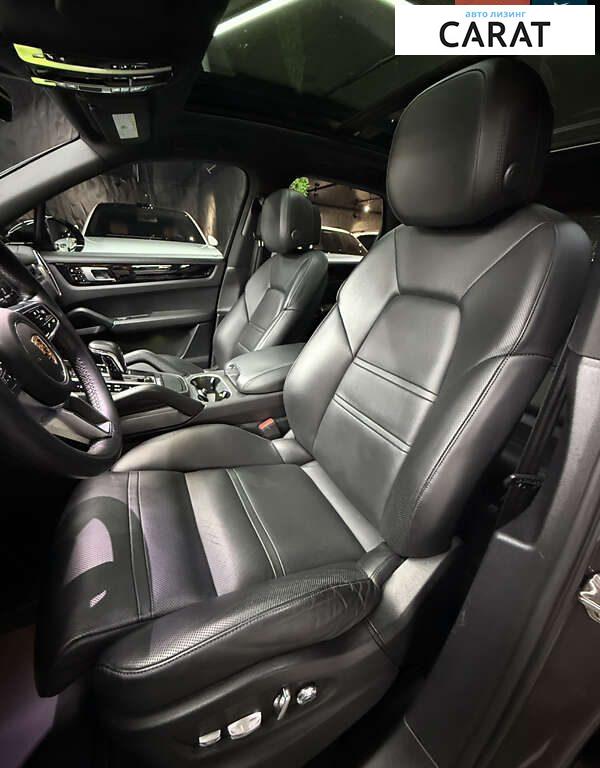 Porsche Cayenne 2019