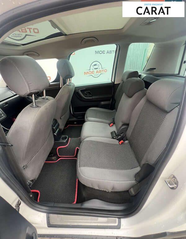 Skoda Roomster 2012