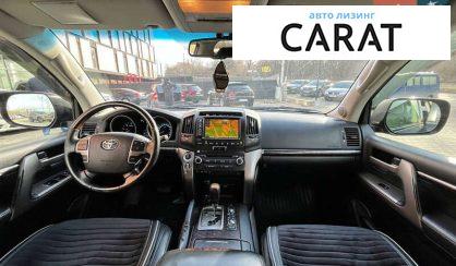 Toyota Land Cruiser 2011