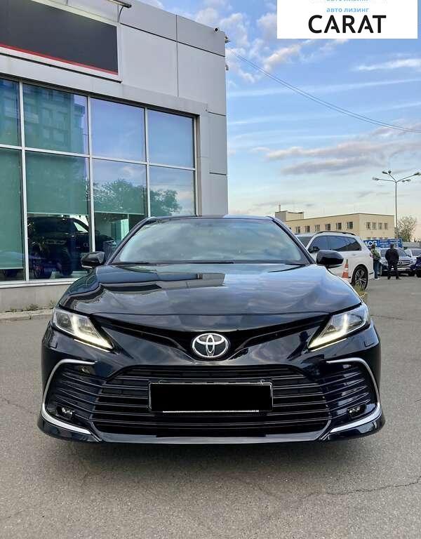 Toyota Camry 2021