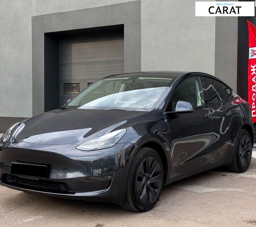Tesla Model Y 2024