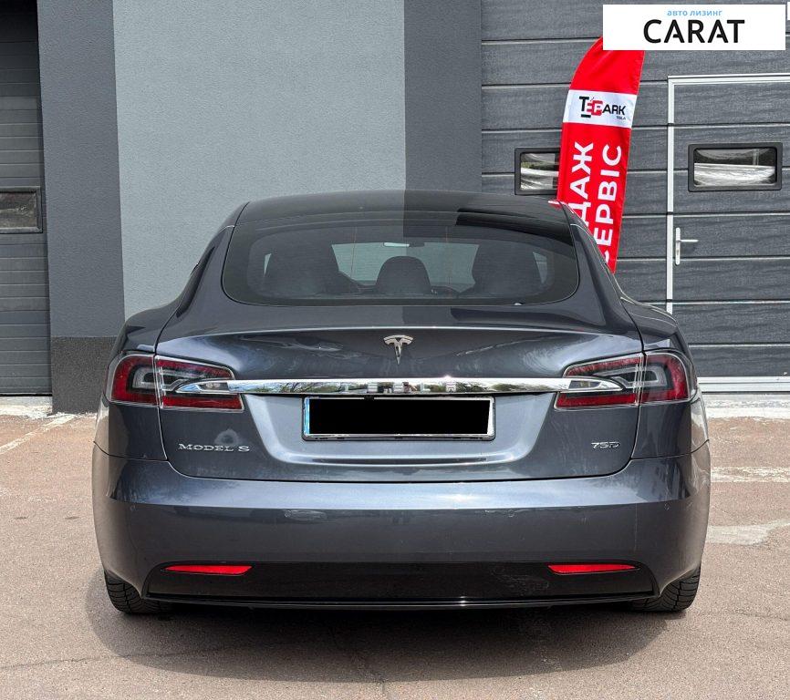 Tesla Model S 2018