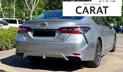 Toyota Camry 2021