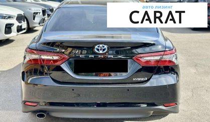 Toyota Camry 2021