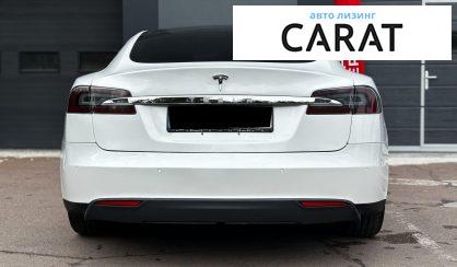Tesla Model S 2015