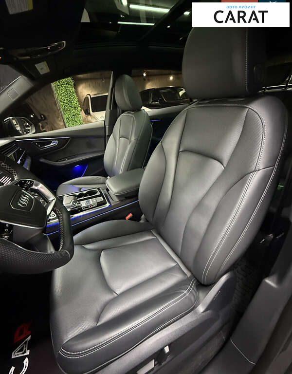 Audi Q8 2021