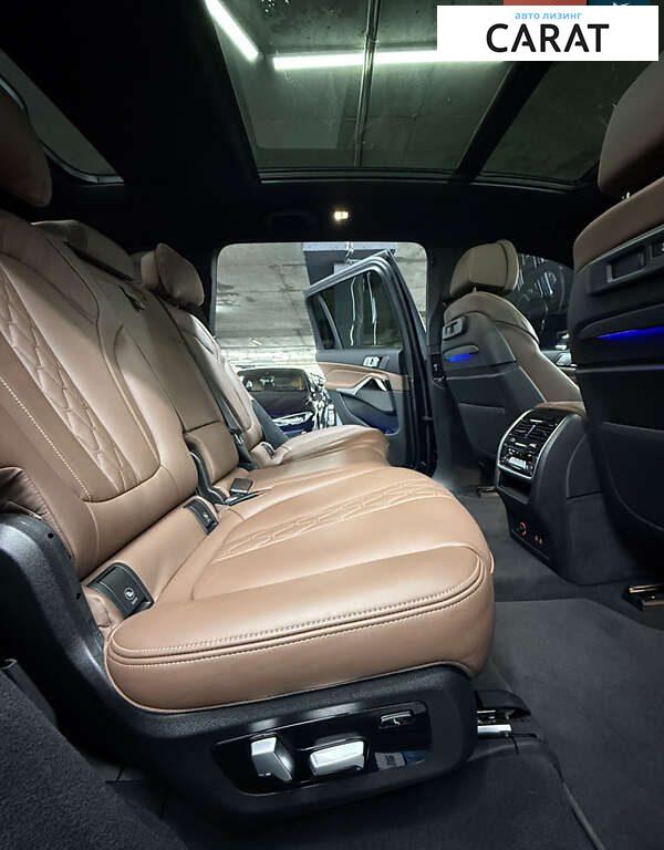 BMW X7 2022