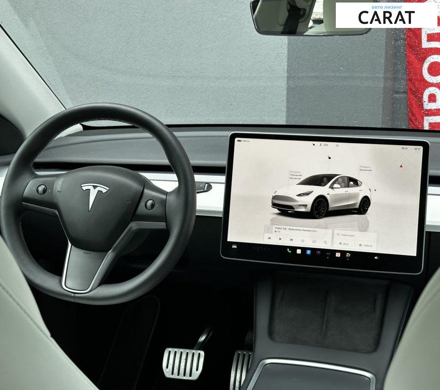 Tesla Model Y 2022