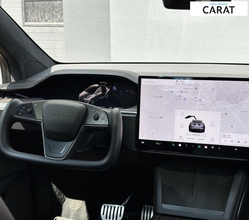 Tesla Model X 2022