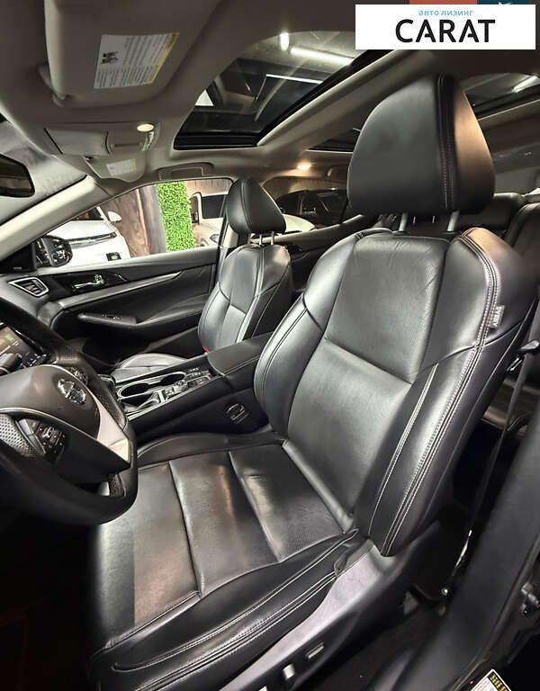 Nissan Maxima 2019