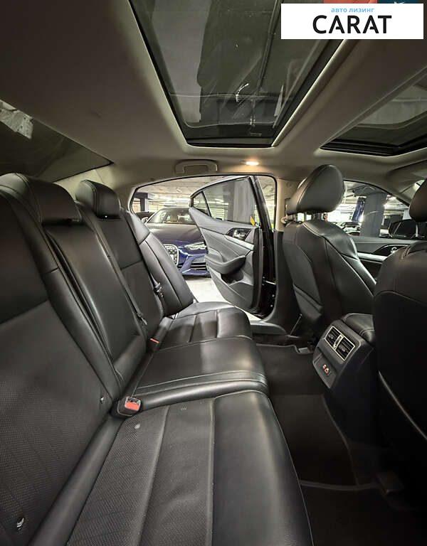 Nissan Maxima 2019