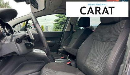 Peugeot 5008 2011