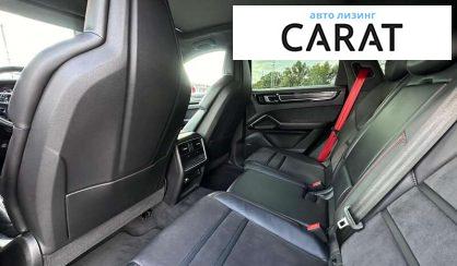 Porsche Cayenne 2021