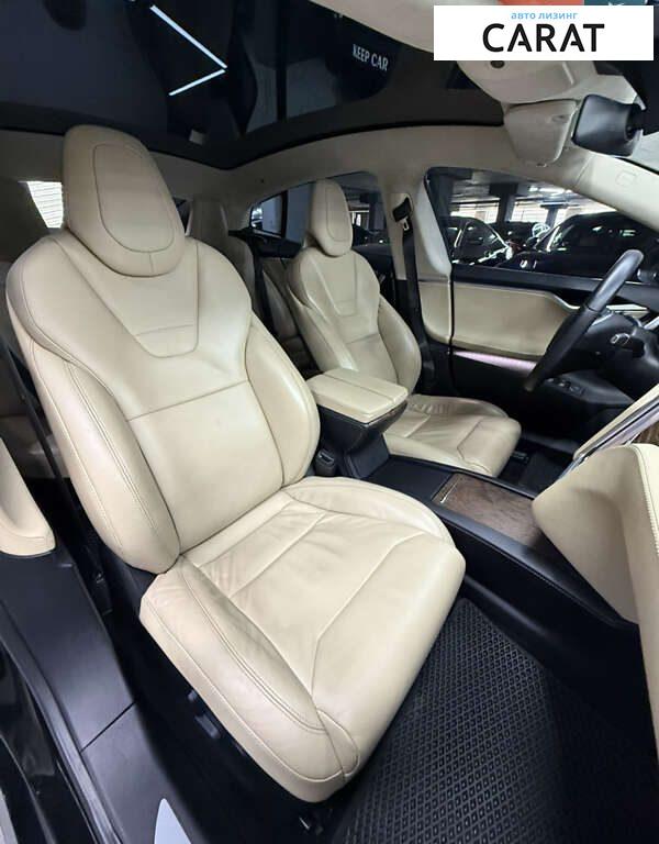 Tesla Model S 2017