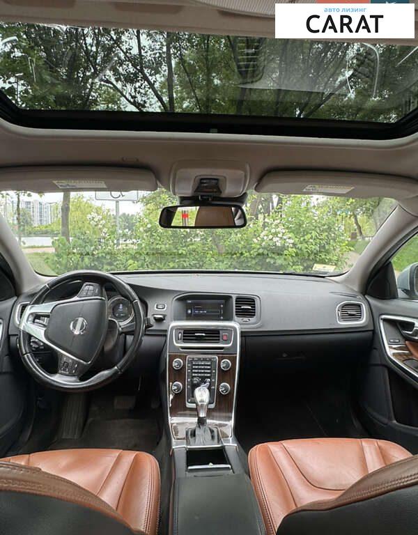 Volvo S60 2012