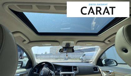 Volvo V60 2015