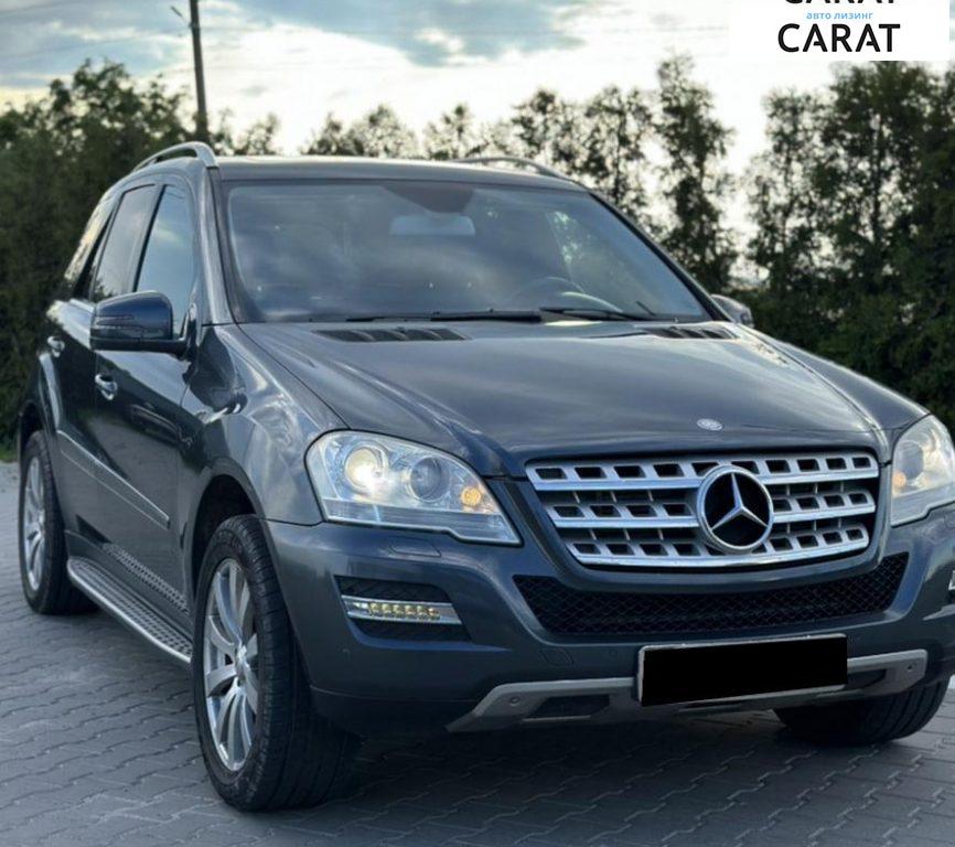 Mercedes-Benz M-Class 2010