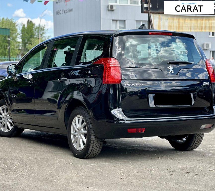 Peugeot 5008 2013