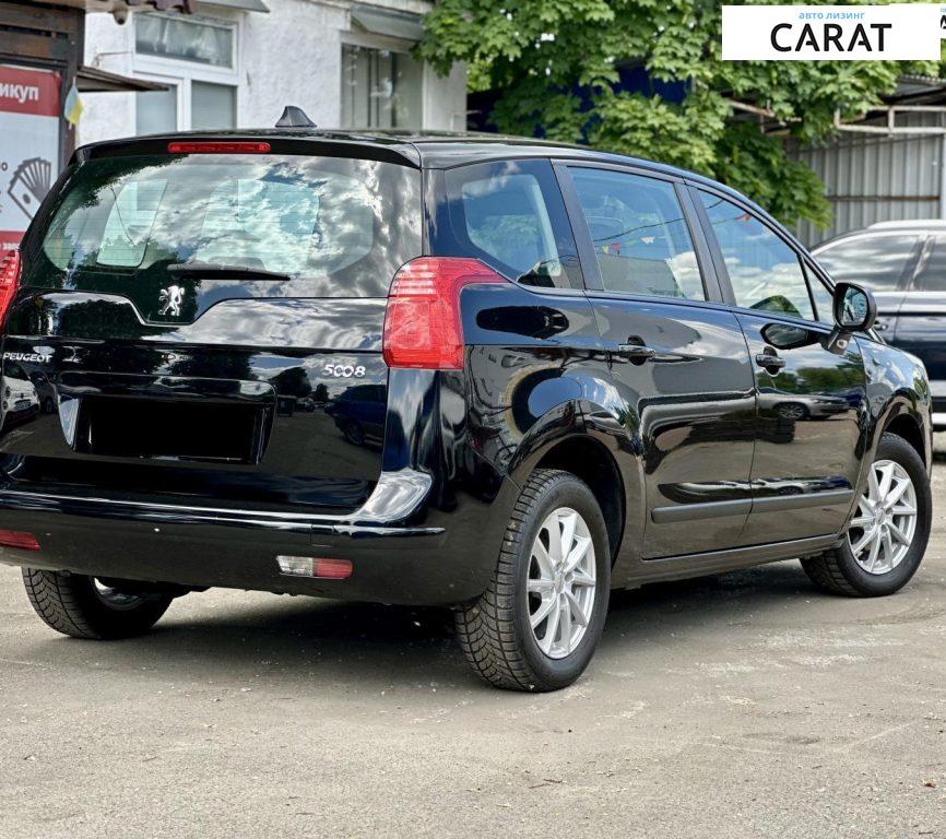 Peugeot 5008 2013