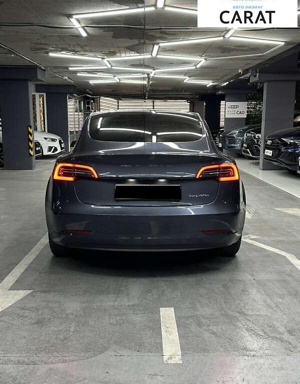 Tesla Model 3 2022