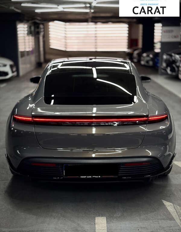 Porsche Taycan 2020