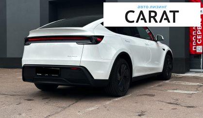 Tesla Model Y 2025