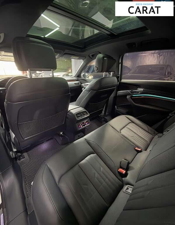 Audi e-tron 2022