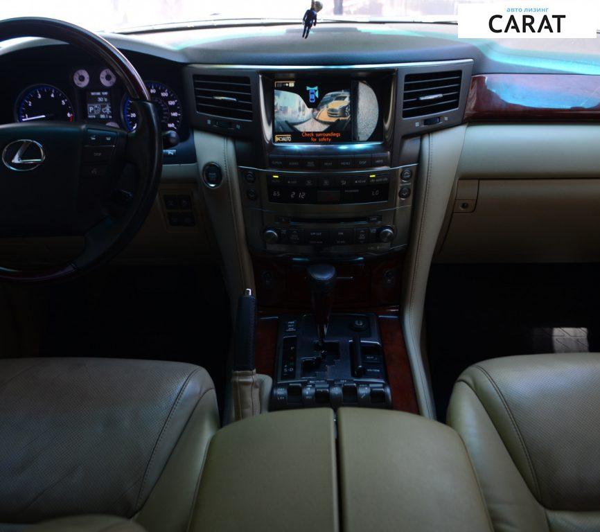 Lexus LX 2008