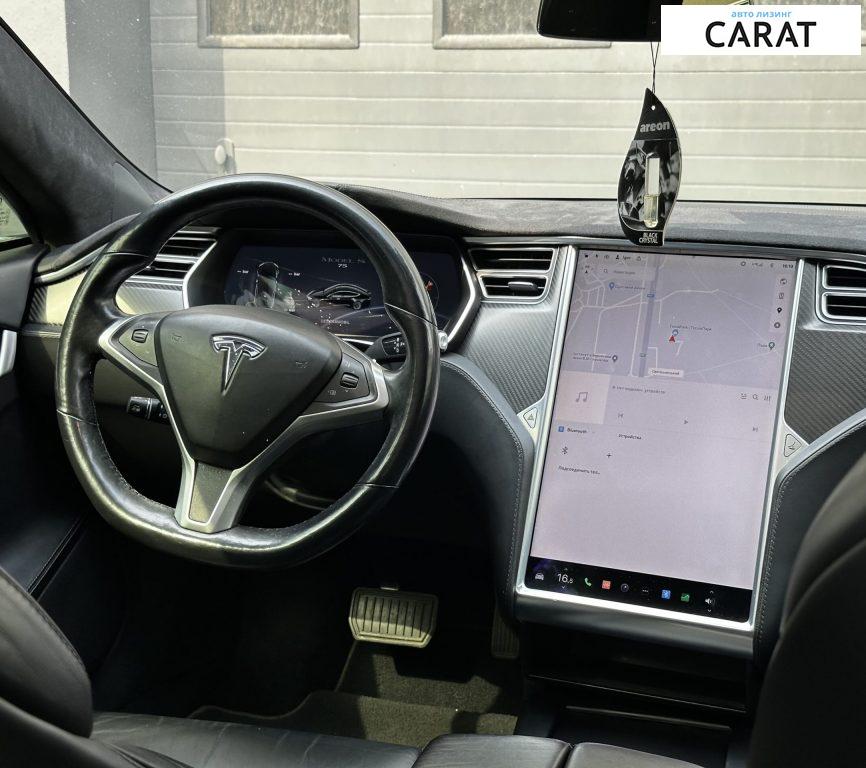 Tesla Model S 2017