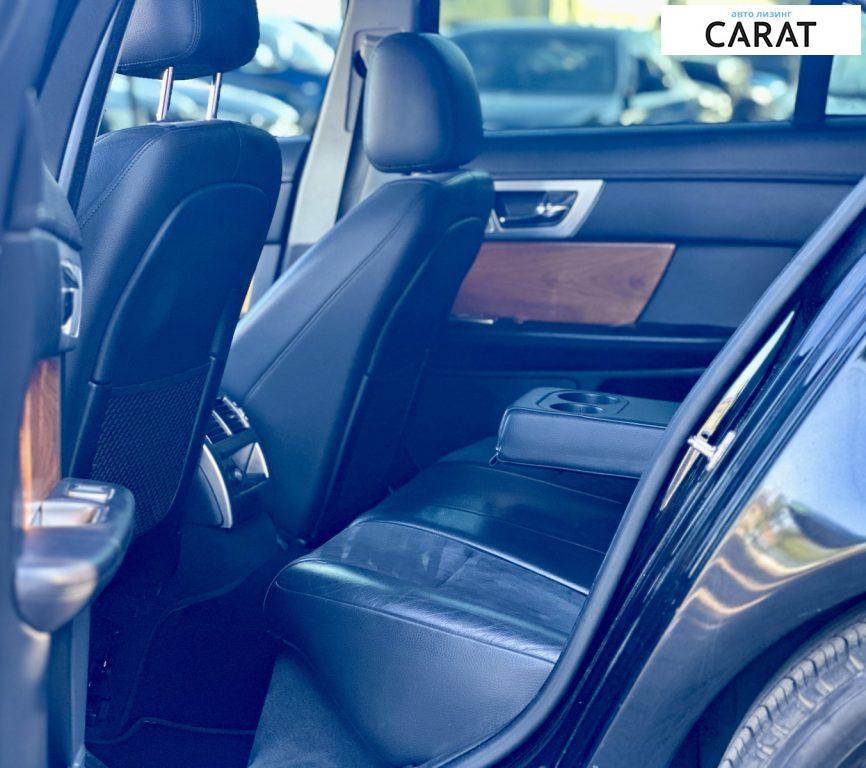 Jaguar XF 2012