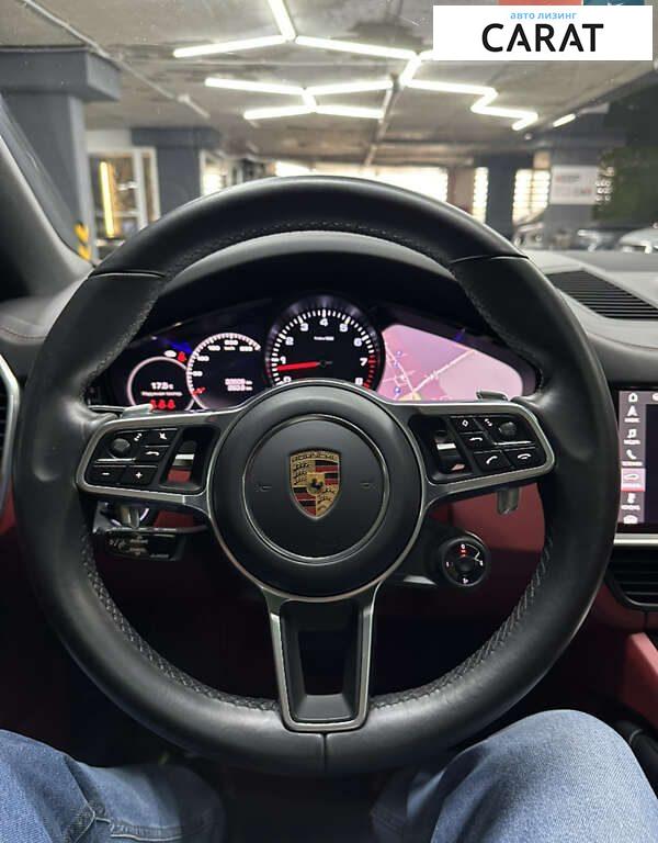 Porsche Cayenne 2021