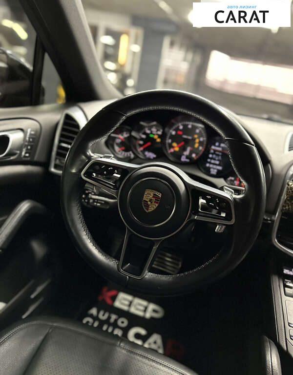 Porsche Cayenne 2014