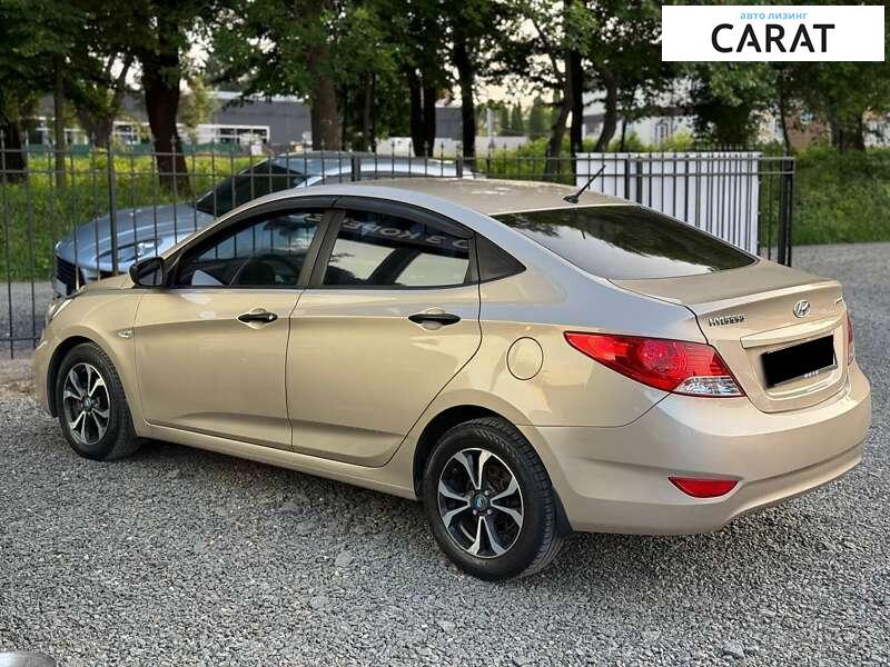 Hyundai Accent 2013 Hyundai Accent 2013