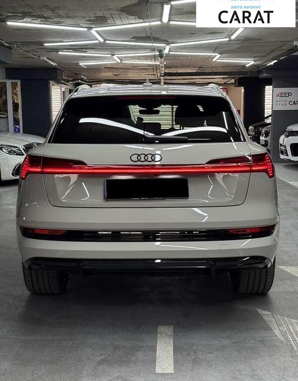 Audi e-tron 2022